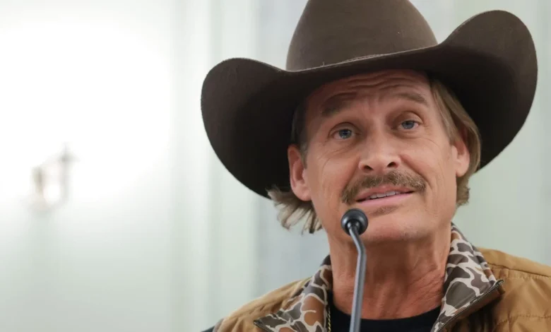 Secretary Kennedy, Kid Rock drink whole milk in hot tub while promoting fitness