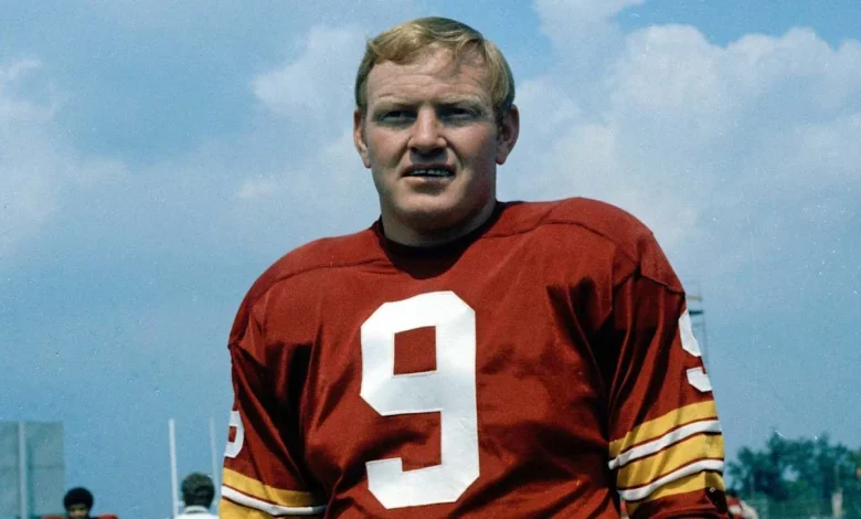 Sonny Jurgensen, Hall of Fame quarterback with Washington and Philadelphia, dies at 91