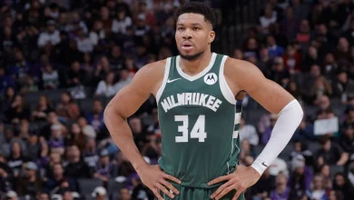 Sources: Bucks don't feel pressure to trade Giannis Antetokounmpo