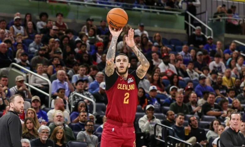 Sources: Jazz acquire Lonzo Ball, trade away Jock Landale