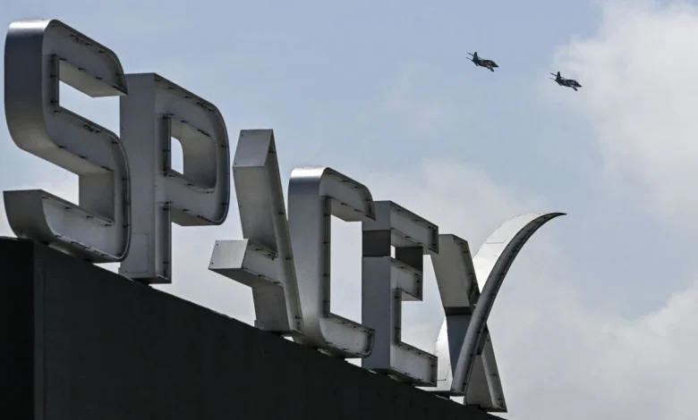 SpaceX seeks federal approval to launch 1 million solar-powered satellite data centers