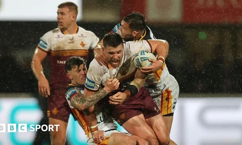 Super League: Catalans Dragons 26-10 Huddersfield Giants