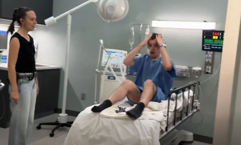 Sur le plateau de STAT, Julie Perreault réserve une surprise émouvante à Benjamin Gratton pour son anniversaire