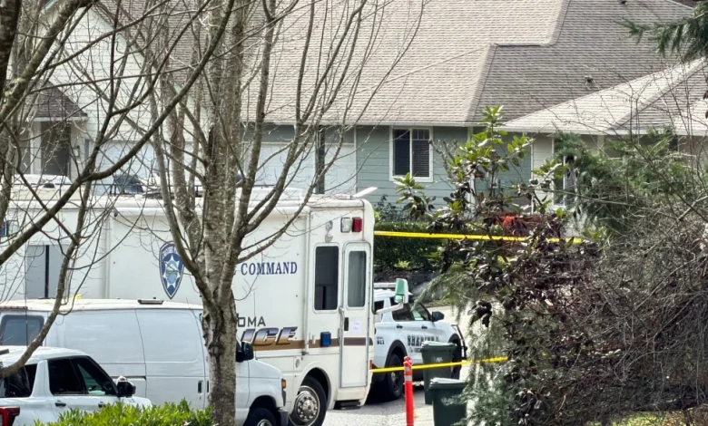 Suspect and 4 others are dead after stabbing near Tacoma, Washington, authorities say