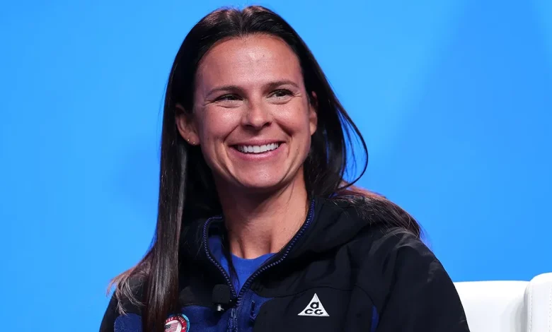 Team USA stars Brittany Bowe, Hilary Knight announce engagement at Milan Cortina Olympics