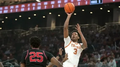 Texas hosts South Carolina in favorable stretch of SEC play