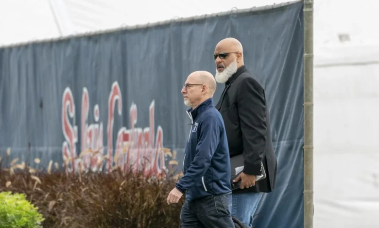 The Opener: MLBPA, Free Agents, Braves