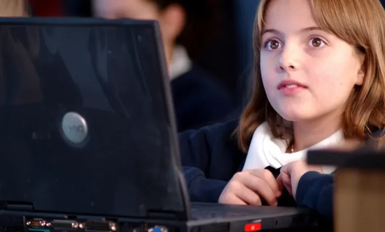 The U.S. spent $30 billion to ditch textbooks for laptops and tablets: The result is the first generation less cognitively capable than their parents