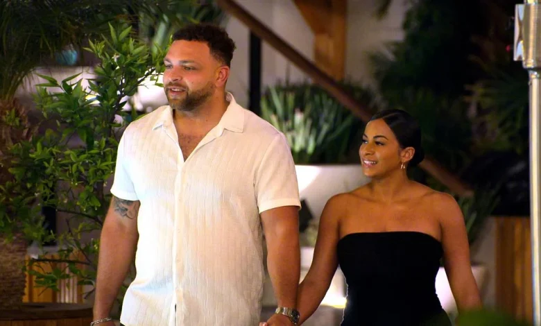 The ‘Love Is Blind’ star who’d ‘never’ dated women of color lived in Charlotte