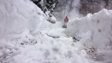 These Mass. school systems will be closed Tuesday after record-breaking blizzard