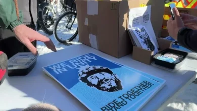 Thousands of cyclists participate in memorial bike ride for Alex Pretti