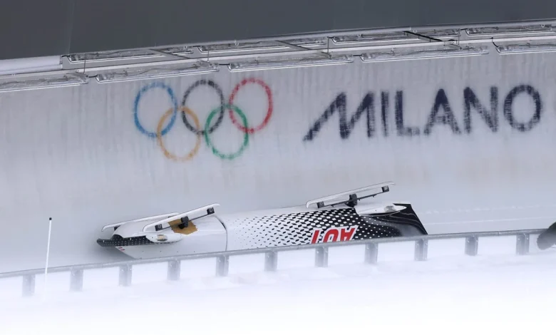 Three bobsleds tip around same turn during Olympic 4-man competition - The Athletic