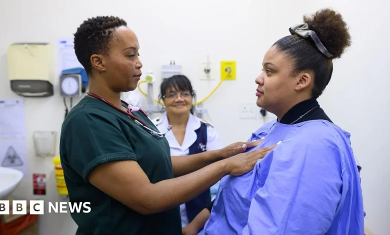 Three quarters will survive cancer by 2035, government promises