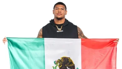 Tiene raíces mexicanas y aprendió a jugar fútbol americano en Cancún. Ahora es candidato a ganar el Super Bowl LX