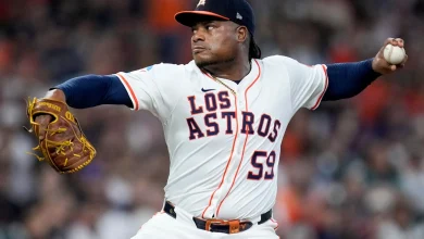 Tigers pull off late free-agent stunner, landing top pitcher on market