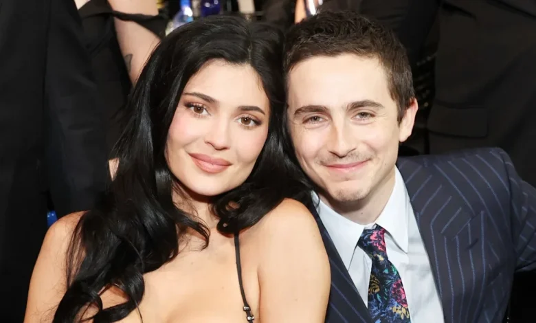 Timothee Chalamet Quietly ‘Distancing Himself’ From Girlfriend Kylie Jenner Amid ‘His Oscar Push’