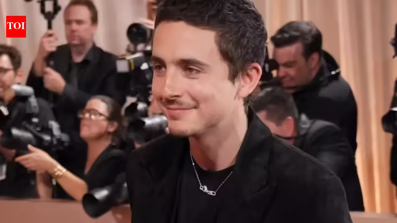 Timothee Chalamet SPOTTED with mystery woman in Paris; sparks CHEATING rumours amid Kylie Jenner wedding