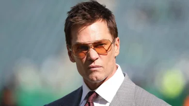 Tom Brady changes tone, tells Robert Kraft to get 'seventh ring so we can match'