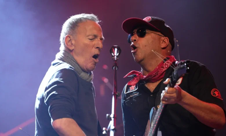 Tom Morello to Join Bruce Springsteen for Entirety of "Land of Hope & Dreams Tour"