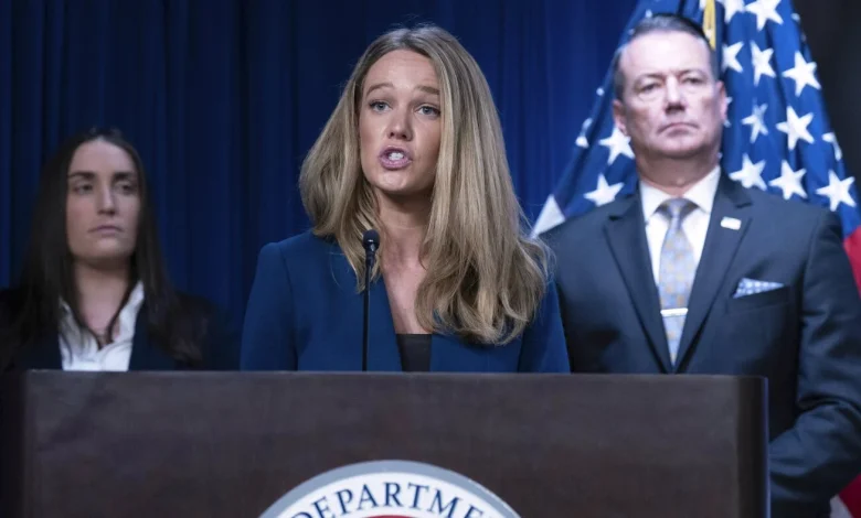 Top Trump immigration spokesperson to leave DHS : NPR