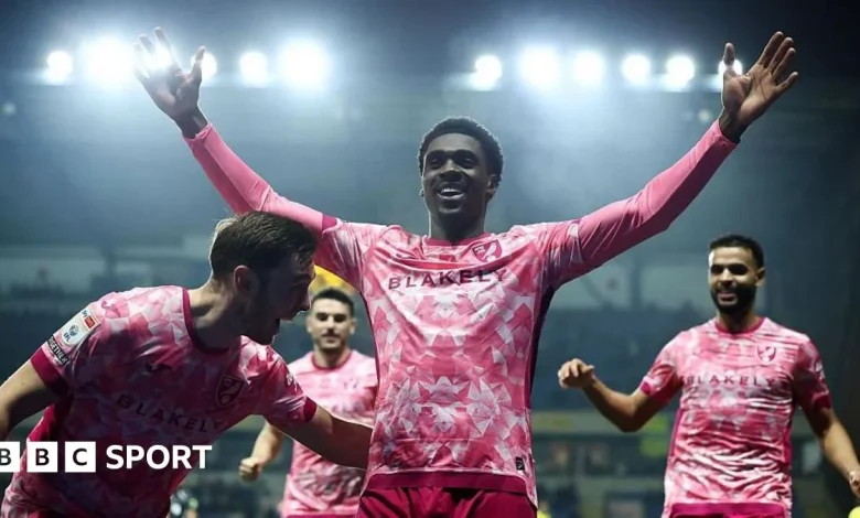 Toure scores hat-trick as Norwich beat Oxford