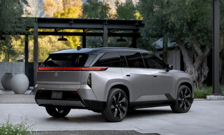 Toyota reveals Highlander EV as first 3-row electric SUV [Images]