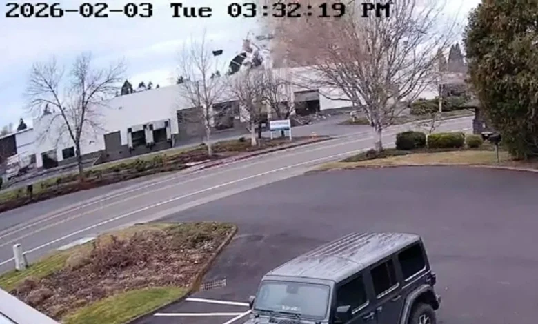 Two Canby schools close after Tuesday explosion at Kittyhawk Manufacturing