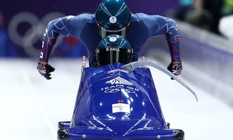Two-man bobsleigh LIVE - Team GB look to medal after late change