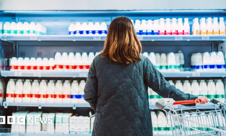 UK inflation rate falls to 3% in year to January