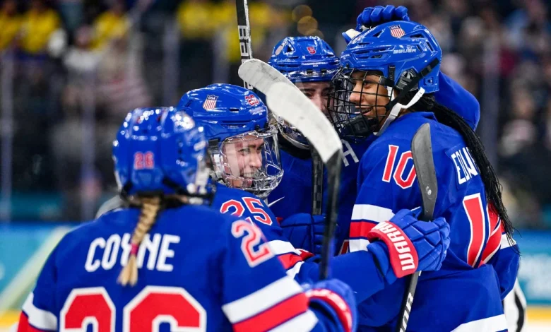 U.S. women's hockey team cruises past Sweden to advance to gold medal game
