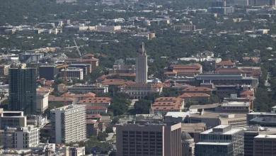 UT System votes to limit 'controversial topics' in class, raising concerns about academic freedom