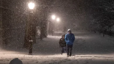 Última hora de la tormenta de nieve en EE.UU.: bomba ciclónica, vientos, cancelaciones, cortes de energía y más
