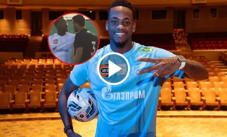 VIDEO | Fue su debut y Jhon Durán casi pierde la cabeza y se gana la tarjeta roja