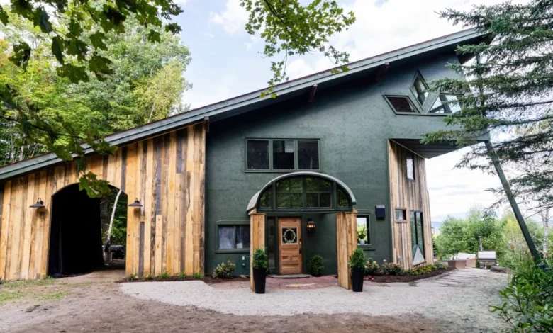 Vershire Couple Wins HGTV's 'Ugliest House in America'