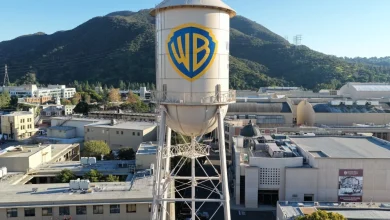 Warner Bros to Engage With Paramount but Recommends Netflix Deal at March 20 Shareholder Vote