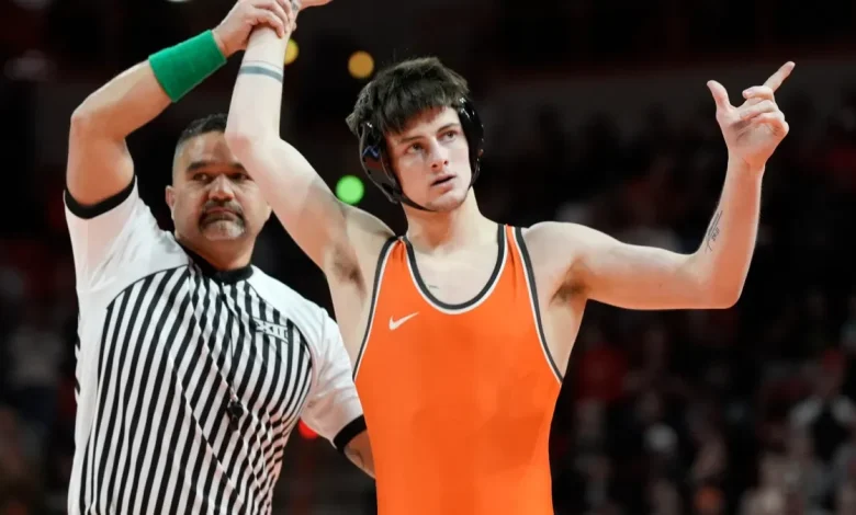 What channel is Oklahoma State vs Iowa wrestling on today? Time, TV for Cowboys-Hawkeyes