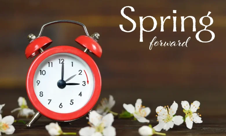 When does the time spring forward in 2026? Daylight savings start, end