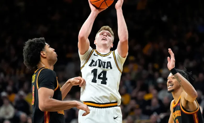 Where to watch Iowa basketball vs Oregon today, TV channel, time