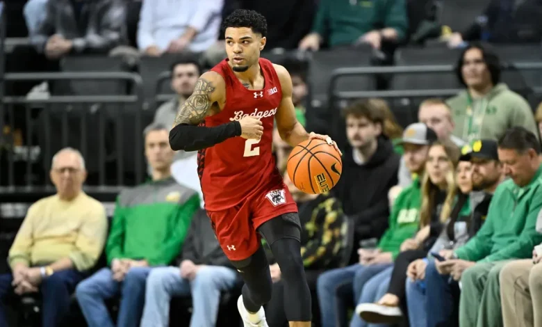 Wisconsin Badgers' loss to Oregon shows warning signs ahead of March