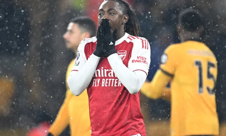 Wolves 2-2 Arsenal: Gunners collapse late as title lead starts to slip away