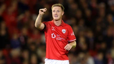 Wrexham announce transfer of forward Davis Keillor-Dunn