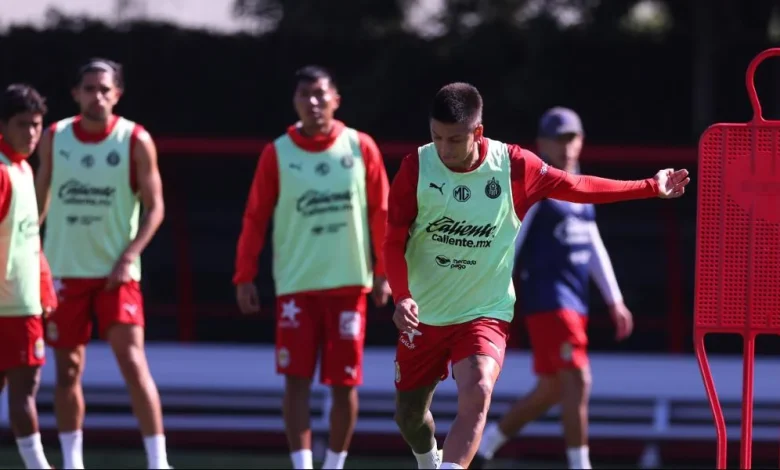 ¿Cuál es la novedad en los convocados de Chivas contra Atlético San Luis?