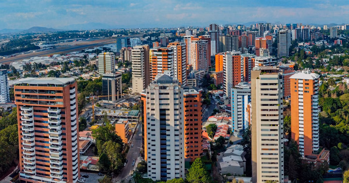 ¿Cuál es la temperatura promedio en Ciudad de Guatemala?