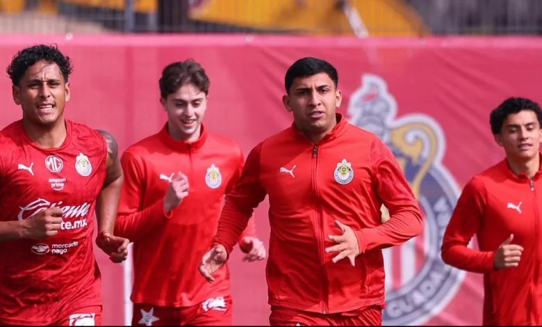 ¿Quiénes son los convocados de Chivas para visitar Mazatlán?