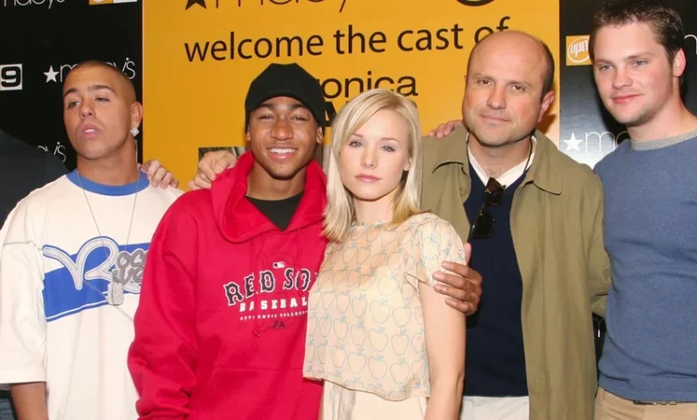 ‘Veronica Mars’ Season 4 Arrives on Netflix & Kristen Bell Teases a Watch Party!