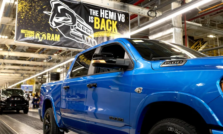 $0 Bonus Leaves Furious Stellantis Workers Feeling ‘Screwed’