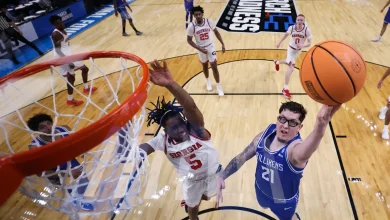 12 best performances from March Madness' first round: Upsets, buzzer-beaters and beatdowns