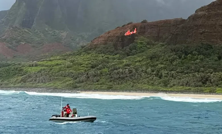 3 dead after helicopter crash at Kalalau Beach in Hawaii
