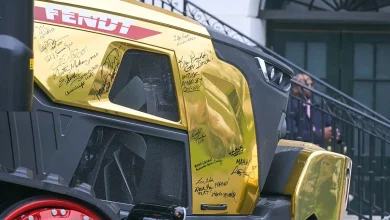 'A beautiful tractor’: Trump pauses to admire gold tractor