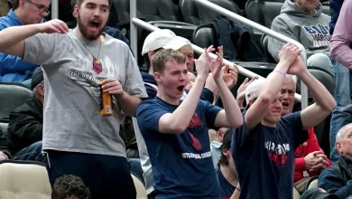 A home-court feel: Pittsburgh rallies behind Duquesne in Atlantic 10 tournament